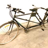 BICICLETTA  TANDEM