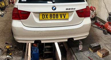 Paraurti e scarico bmw e90/91