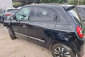 RENAULT TWINGO ELECTRIC 2024 SINISTRATA