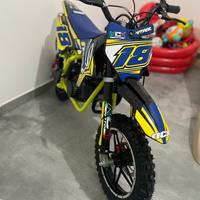 Minicross 50 cc praticamente nuova