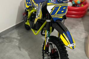 Minicross 50 cc praticamente nuova