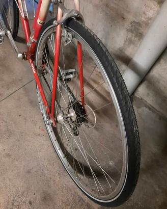 Affascinante bici d'epoca revisionata