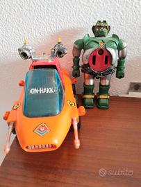 Don Hakka e Starbood Starzinger in discrete condiz