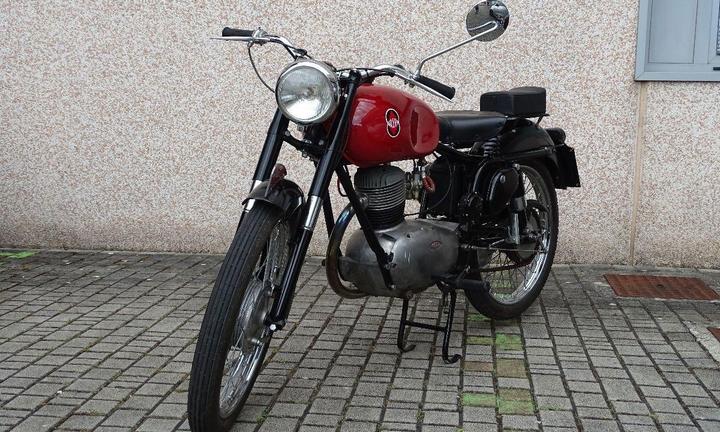 Gilera GT 150