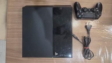 Ps4 da 1 tb + Controller + 7 giochi