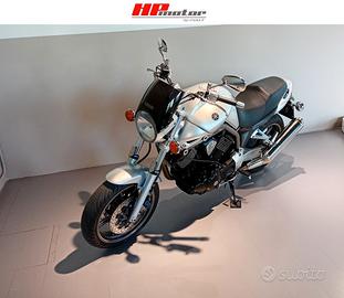Yamaha BT 1100