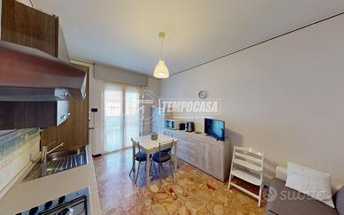 TRILOCALE RISTRUTTURATO - ZONA VADINO