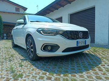 Fiat tipo 1.4 lounge 