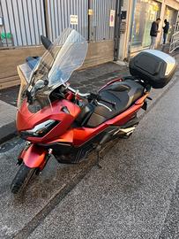 Honda adv 350