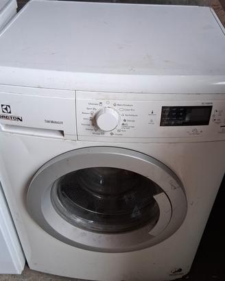 Lavatrice Electrolux EWP1474TOW.