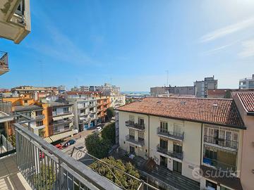 IN CENTRO con 2 camere e 4 posti letto