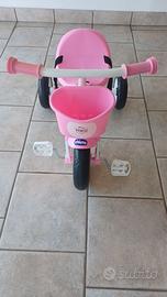Triciclo Chicco con maniglione