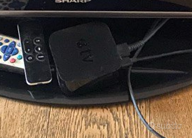 APPLE TV 64GB + TELEVISORE SHARP 43 POLLICI