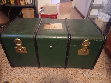 baule verde vintage