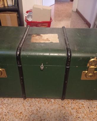 baule verde vintage