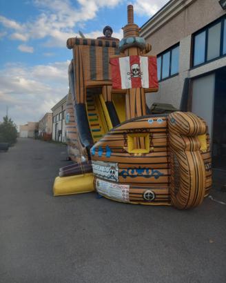 Galeone Gonfiabile Usato per bambini - scivolo