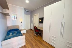 Stanza con bagno privato - Libera da subito