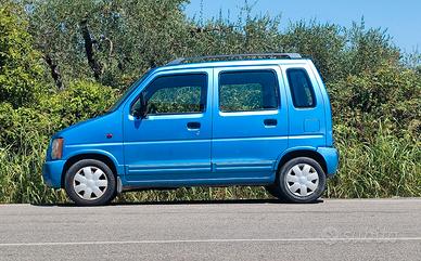 Piccola auto per grandi volumi!
