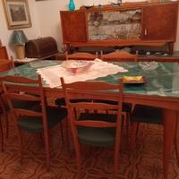 Tavolo con sedie Vintage