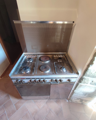 Forno Ariston