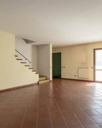 Casa indipendente di 174 m² con più di 5 locali e 