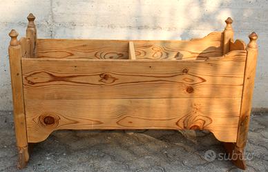 Artigianato valtellinese " ANTICA CULLA IN LEGNO "