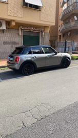 mini cooper D 1.5 116cv