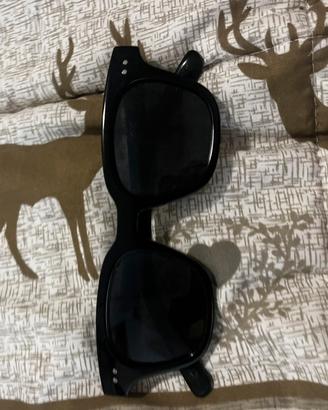 Occhiali neri da sole, unisex