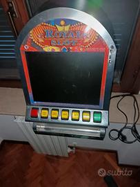 Slot machine Royal Machine