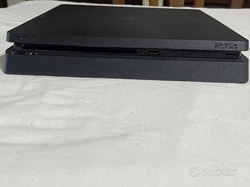 PlayStation 4 slim 500 GB