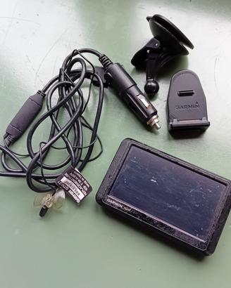 Navigatore Garmin Nuvi 765