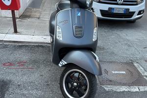 Vespa 300 super