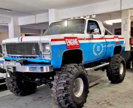 Chevrolet Silverado Big Foot pneumatici 44 