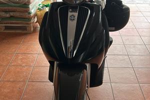 Scooter Piaggio beverly 250 cruiser