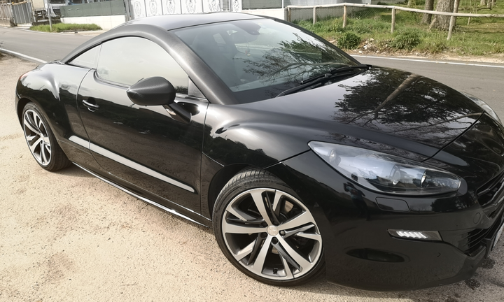Peugeot RCZ coupe