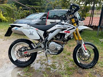 HM CRM F125 4t DERAPAGE