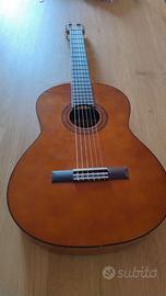Chitarra Yamaha C40 (+ pacchetto corde nylon)
