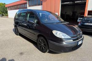 Peugeot 807 2.2hdi 8 posti gancio traino tagliando
