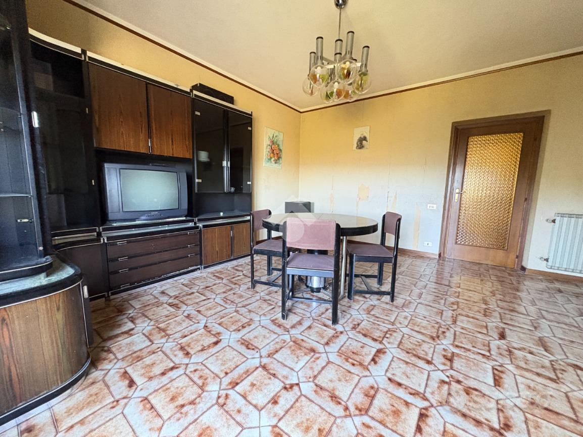3 LOCALI A NARNI - Vista 6