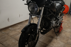 Ducati Monster 620 ie