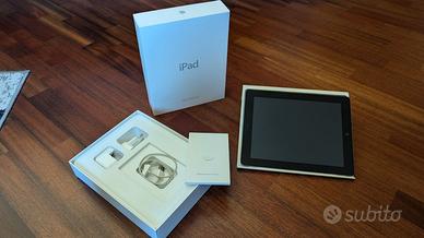 iPad 2 WiFi 32GB + Accessori