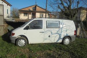 Mercedes Vito camperizzato