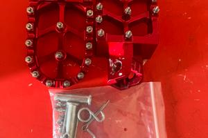 Pedane rosse CRF