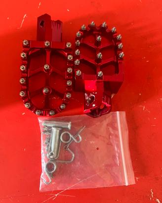 Pedane rosse CRF