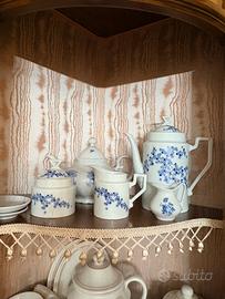 Servizio da tè vintage in porcellana + oggetti