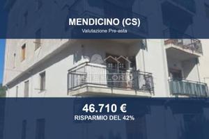 Immobile in asta di 130 m² con più di 5 locali a M