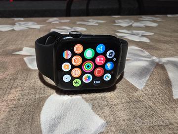 Apple Watch SE 44 mm 