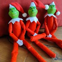 1 Grinch elfo per Elf on the shelf