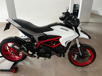 Ducati Hypermotard 939
