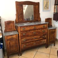 Como’ anni 30piu comodini